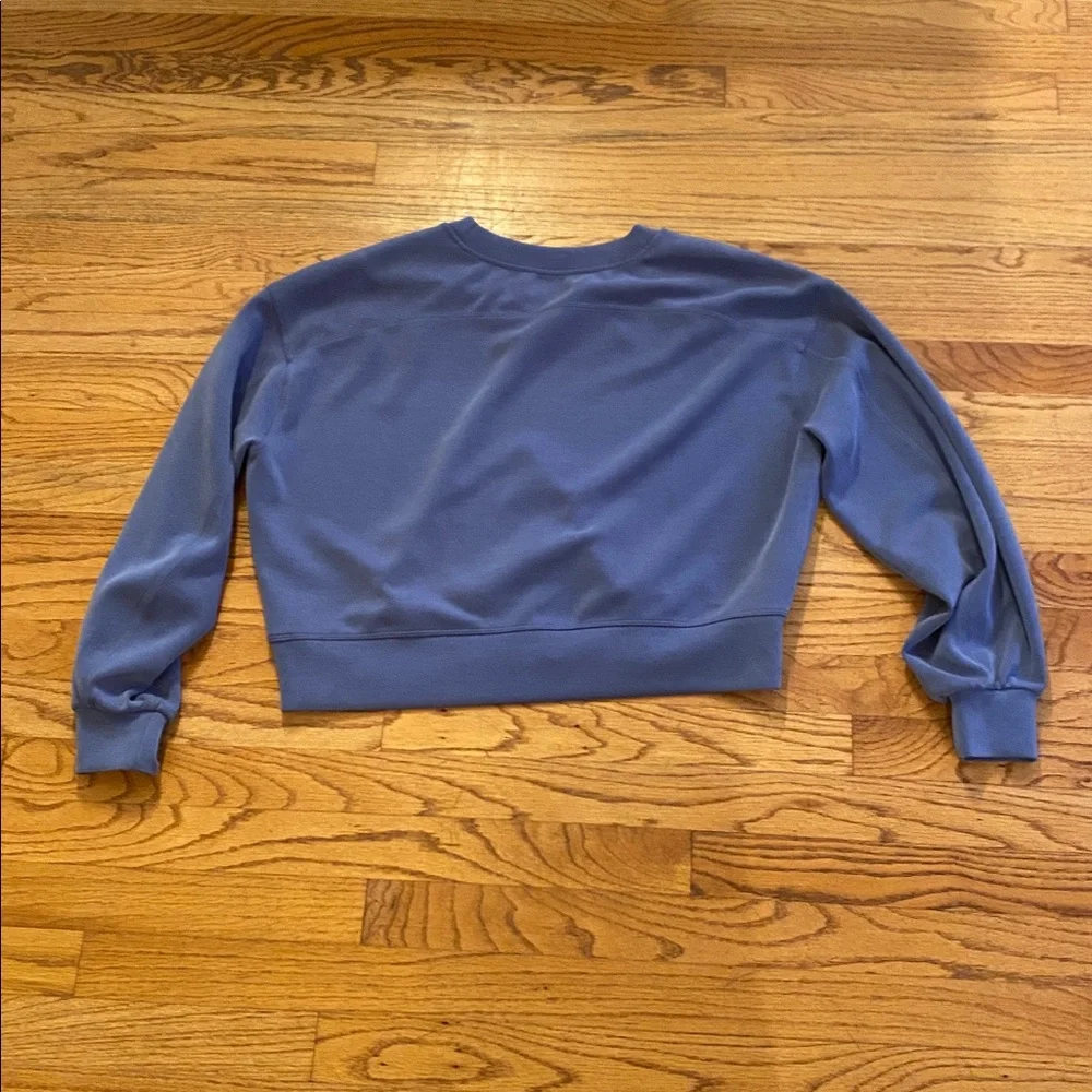 Lululemon Softstreme Cropped Oversized Sweatshirt - Picture 5 of 5